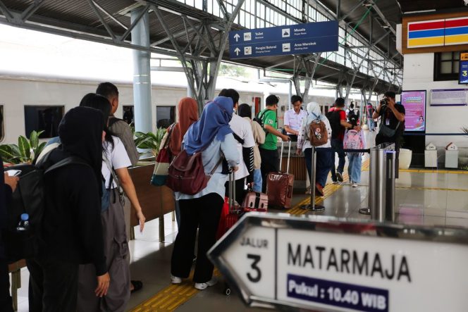 
					Kepuasan Masyarakat Terhadap Layanan Publik di Sektor Transportasi Umum (Ist)