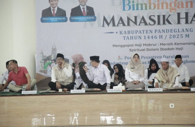 
					Bupati Pandeglang Meminta Calon Jemaah Haji Jaga Kesehatan (Ist)