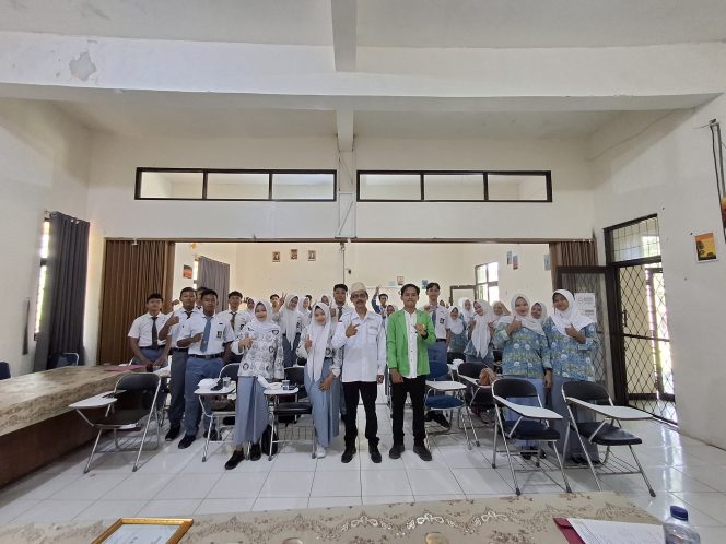 
					Dokumentasi kegiatan Peringatan Hardiknas 2025 oleh BEM STKIP Syekh Manshur (Dok. Istimewa)