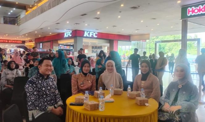 
					Memperingati Hari Kartini, Yayasan BGL Lahat Gelar Fashion Show yang Dihadiri Wabup Widia Ningsih