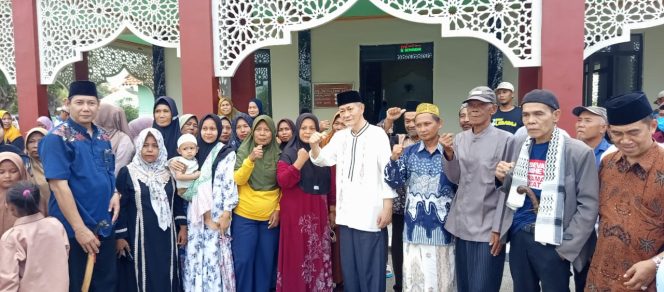 
					Kyai Embay Dampingi Warga Sukawali Hadapi Relokasi PIK 2