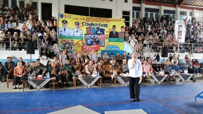 
					Foto. Wakil Bupati Lahat saat membuka acara Lomba Marching band dan Drum band di HUT Kabupaten Lahat 156 (Ist).