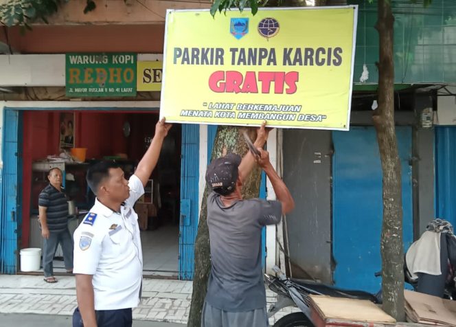 
					Tak Diberi Karcis Parkir Gratis! Dishub Lahat Tegaskan Aturan Di Jalan Umum (Dok/Ist)
