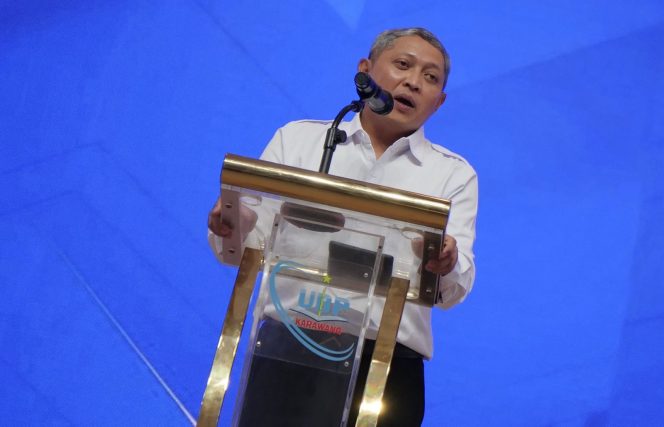 
					Photo: Kepala LLDIKTI Wilayah IV, Lukman, di kampus UBP Karawang (Ist.)