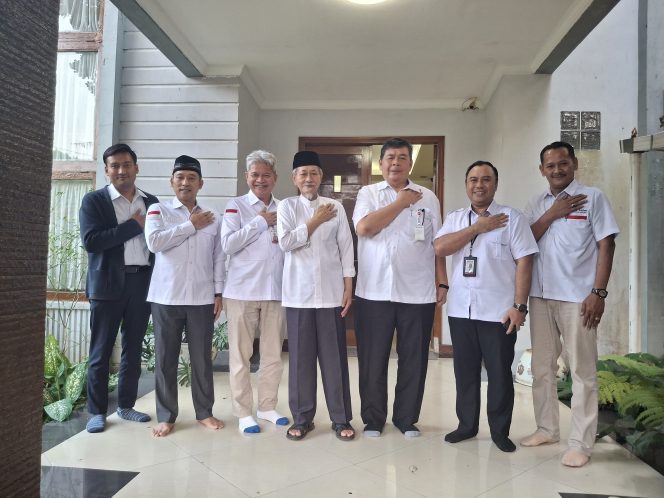 
					Dirut Bank Temui Kyai Embay, Dapat Nasihat dan Usulan Nama Pendiri Mathlaul Anwar untuk Gedung (Ist)