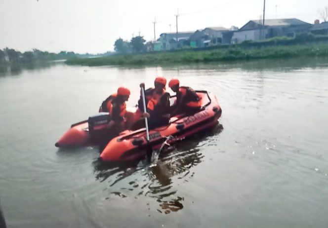 
					UAR Purwasuka Kembali Turut Bantu Pencarian Korban Tenggelam di Irigasi Kalimalang Karawang (Dok/Al Mujahid)