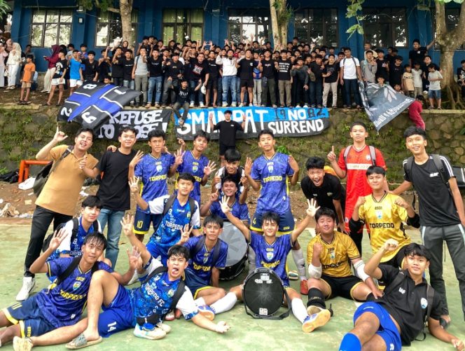 
					Final Futsal Ecofest 2025 di UNMA Banten: Torpedo SMAN 4 Pandeglang Sabet Gelar Juara