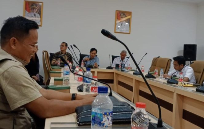 
					Susana audensi anggota DPRD Banten dengan warga Munjul Pandeglang (Ist)