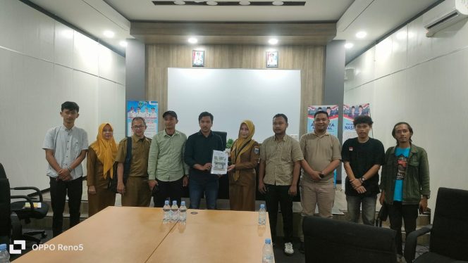 
					Dewan Pimpinan Wilayah Jaringan Pemuda dan Mahasiswa Indonesia (DPW JPMI) Provinsi Banten menyoroti dugaan pelanggaran perizinan yang dilakukan oleh perusahaan CV Geri Setiawan Makmur (GSM), yang bergerak di bidang pengkarantinaan, penggemukan, dan pemotongan hewan impor.