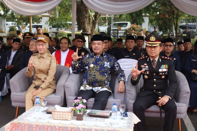 
					Polres Lahat Gelar Upacara Hari Bhayangkara Ke-79 dan Syukuran Penuh Khidmat di Pendopoan Bupati