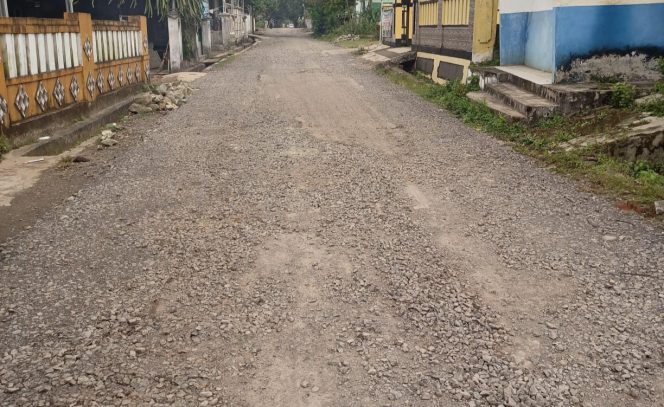 
					Pelaksana Proyek Pembangunan Ruas Jalan Raya Menes Kubang Kondang Pandeglang Harus Dievaluasi