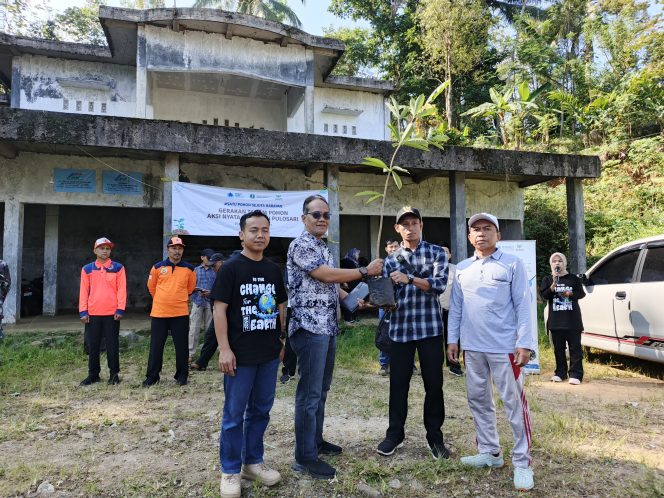 
					Aksi Nyata Cinta Lingkungan: Harsha Citra Indonesia Tanam Ratusan Bibit Pohon di Gunung Pulosari