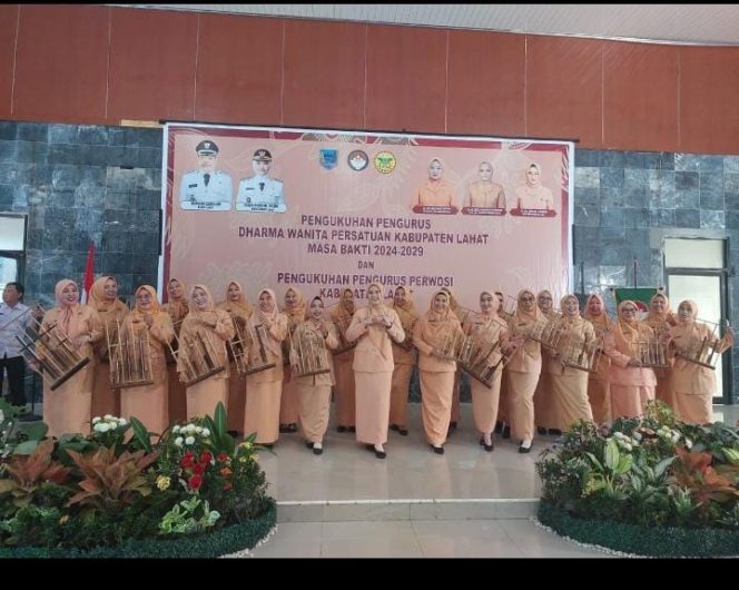 
					Pengukuhan Pengurus Dharma Wanita Kabupaten Lahat Masa Bakti 2024–2029 Resmi Dilantik (Ist)