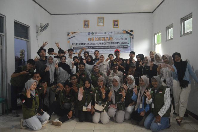 
					Foto. Mahasiswa KKN UNMA Banten Kelompok 04 sukses menggelar Pelatihan Pengembangan Konten Edukasi Digital bagi pemuda desa dan karang taruna (Ist).
