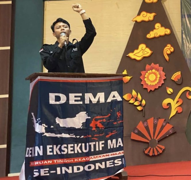 
					Ojol Tewas Saat Demo, Ketua DEMA PTKIN: Usut Tuntas, Adili Pelaku dan Fokus Isu DPR