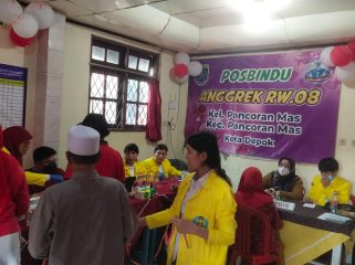 Photo: Himpunan Mahasiswa Pascasarjana (HMP) UI sukses gelar pengabdian masyarakat untuk lansia di Kota Depok (dok: Dewa)