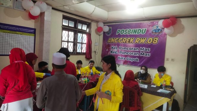 
					Photo: Himpunan Mahasiswa Pascasarjana (HMP) UI sukses gelar pengabdian masyarakat untuk lansia di Kota Depok (dok: Dewa)