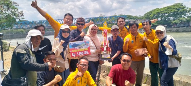 
					Lomba Rakit Hias Semarakan HUT RI Ke-80 Tahun Kabupaten Lahat Di Dinas Perkebunan 