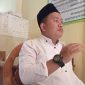 Raffi, pemuda asli Desa Kadumalati sekaligus mahasiswa asal Pandeglang, angkat suara terkait kerusakan jalan kabupaten yang membentang di wilayah Kecamatan Sindangresmi. Jalan yang menjadi akses utama warga itu sudah lebih dari 10 tahun tidak tersentuh perbaikan.