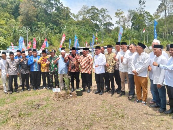 
					Bupati Lahat Resmikan Masjid Al- Zairus 