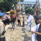 ejumlah aktivis yang tergabung dalam gerakan masyarakat sipil melakukan aksi unjuk rasa di depan Kantor Dinas Pekerjaan Umum dan Penataan Ruang (DPUPR) Kabupaten Pandeglang, Banten, pada Senin (14/10/2025).