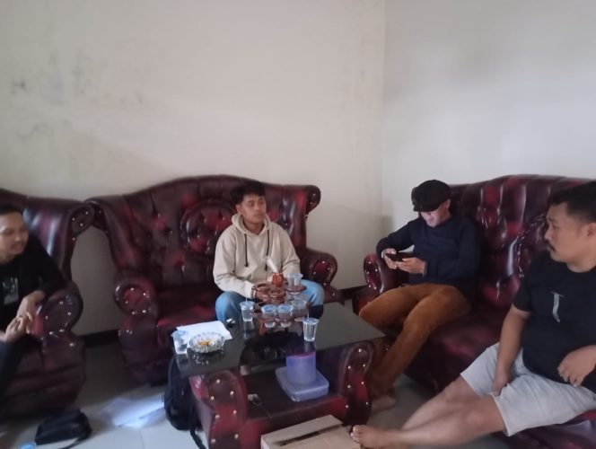 
					Gerakan Mahasiswa Pamarayan saat Audiensi.