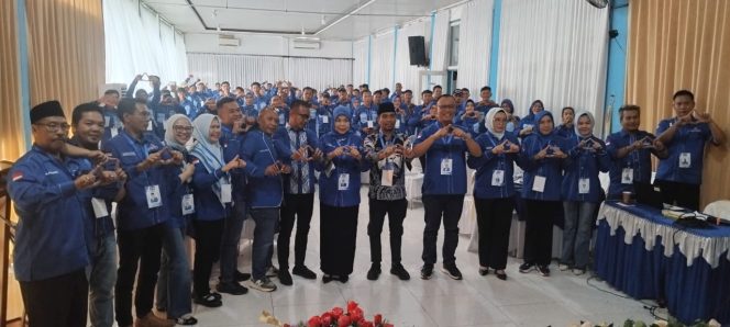 
					DPC Partai Demokrat Kabupaten Lahat Perkuat Solidaritas Kander Bangun Sinergi Demi Aspirasi