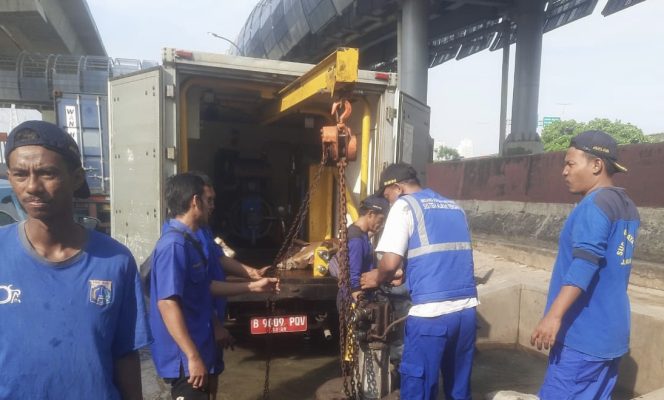 
					Kepala Suku Dinas Sumber Daya Air (SDA) Jakarta Utara, Heria Suwandi mengatakan, berdasarkan laporan Time Forecast diperkirakan pada Jumat (5/12)