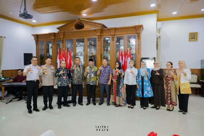 
					Silaturahmi Pisah Sambut Kejari Lahat Dan Ketua PN Lahat.