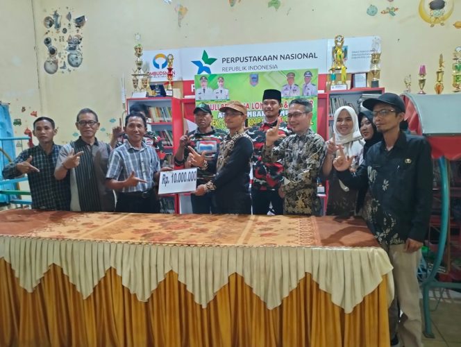 
					Lurah Bandar Jaya Tunjukkan Kepedulian dengan Salurkan Donasi Rp10 Juta untuk Korban Banjir. (Ist)