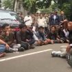 Anggota DPRD Banten Adu Mulut dengan Massa Aksi Tuntutan Perbaikan Jalan di KP3B. (Ist)
