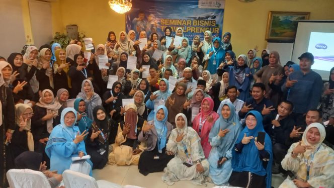 
					Raih Pahala Sekaligus Penghasilan, Seminar Bisnis Travelpreneur Samira Diminati Warga Pandeglang. (Ist)