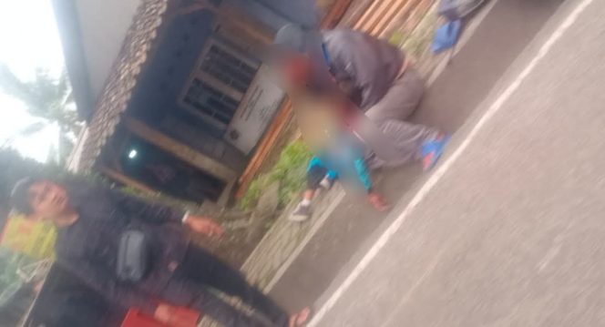 
					Mobil Siaga Desa Rocek Diduga Menabrak Seorang Bocah Hingga Tewas. (Ist)