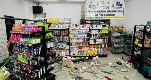 Pihak Minimarket Diganti Oleh Masjid Sapi Mengamuk