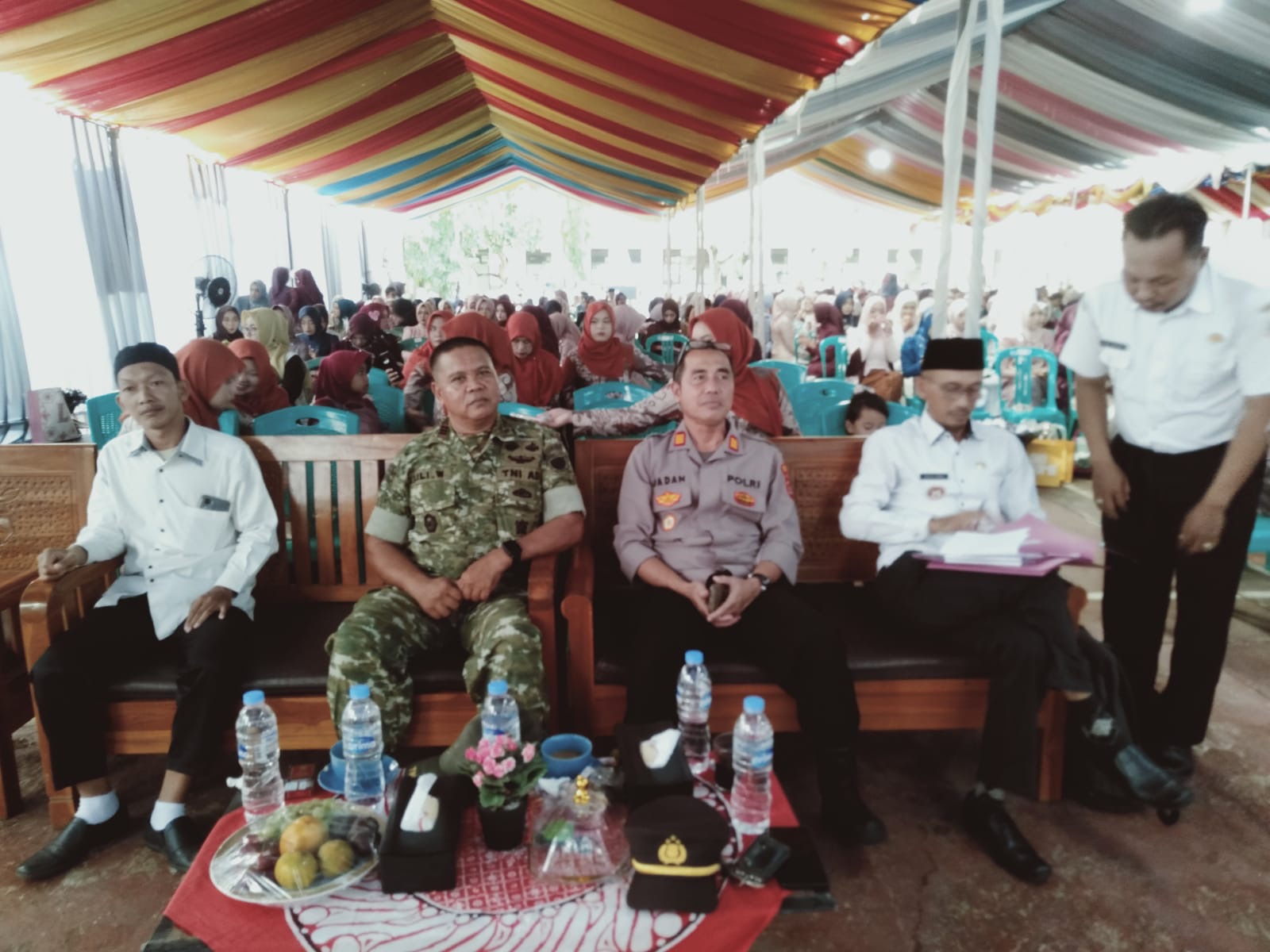 Kapolsek Malingping Polres Lebak Hadiri Kegiatan Pelepasan Siswa/i Kelas XII SMAN 1 Malingping