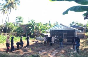 Mahasiswa Universitas Samawa Gelar Penanaman TOGA di Desa lito